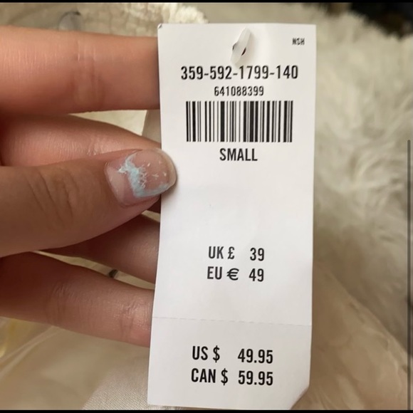 Hollister white dress - Picture 4 of 4